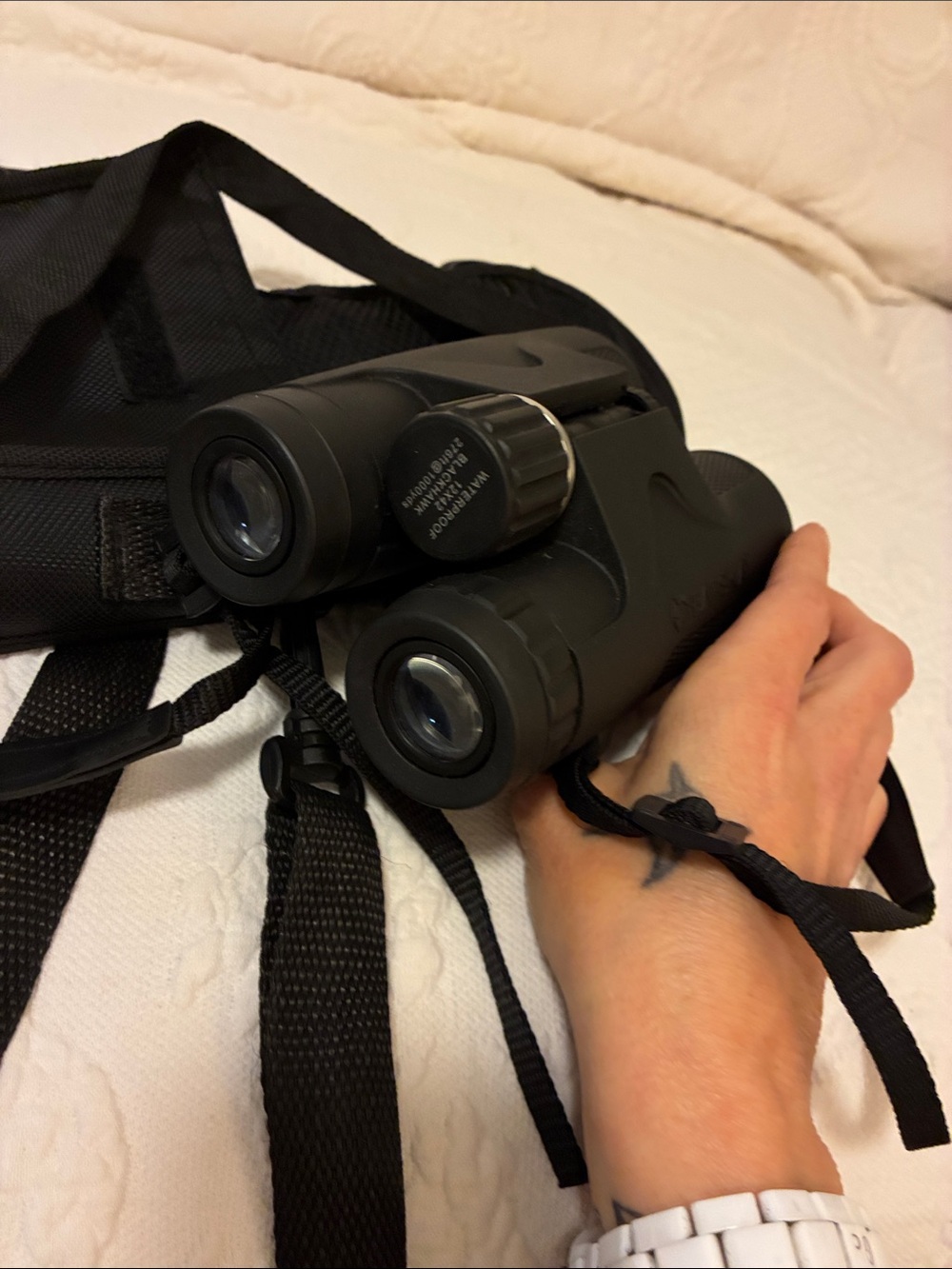 Baraka Blackhawk 12X42 Compact Binoculars - High-Definition & Waterproof - Picture 4 of 16
